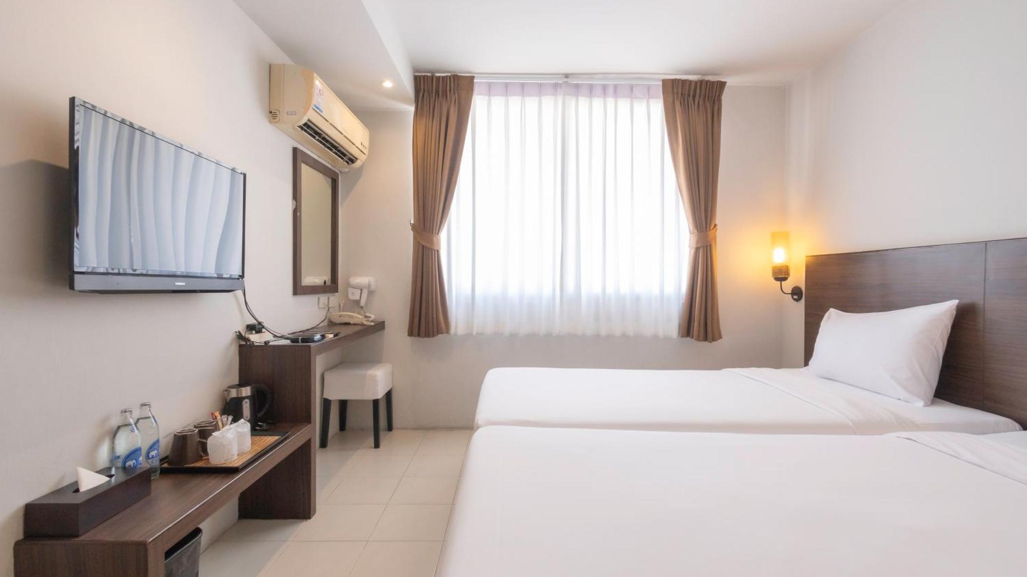 Pas Cher Hotel de Bangkok Buitenkant foto
