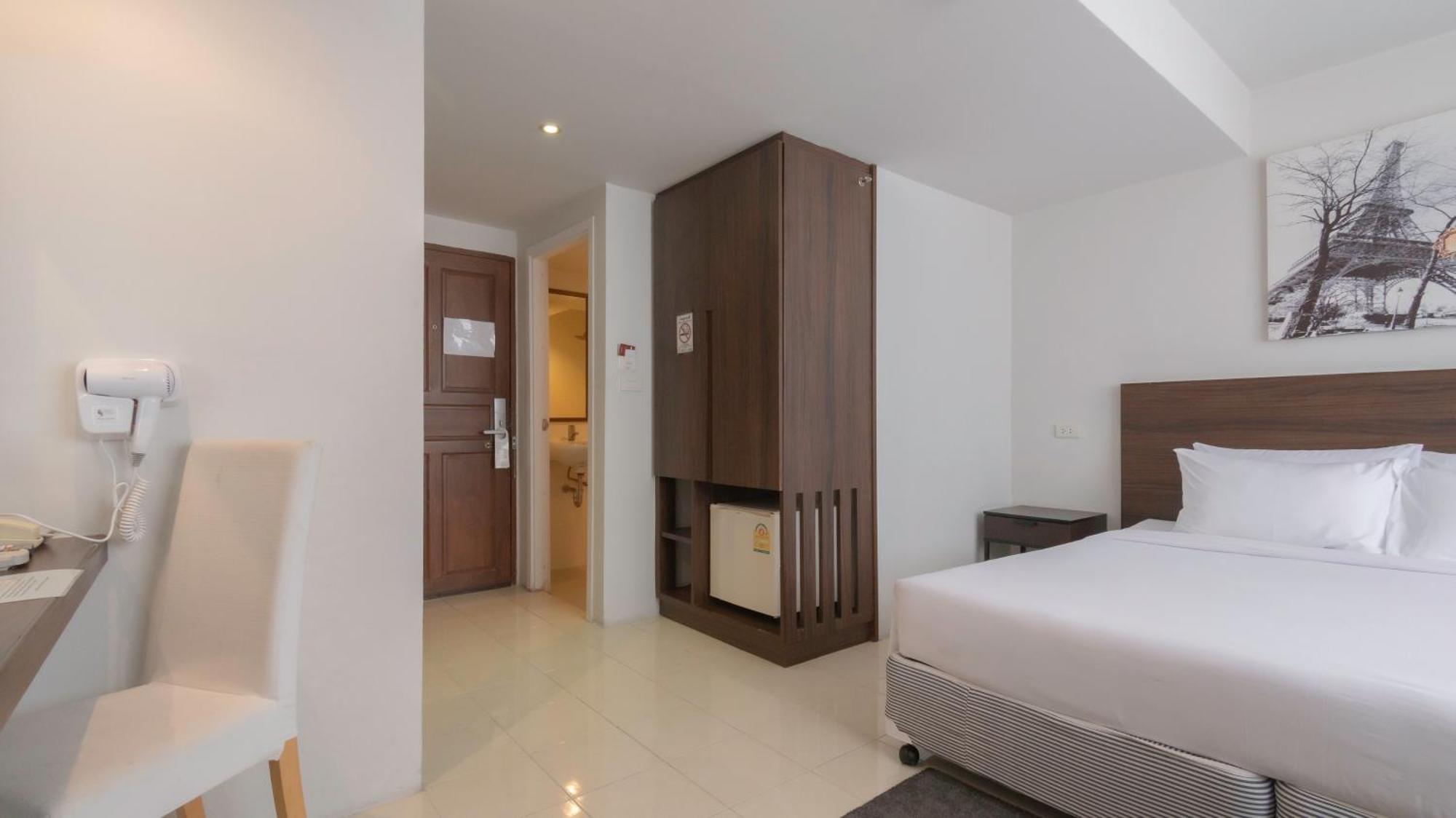 Pas Cher Hotel de Bangkok Buitenkant foto