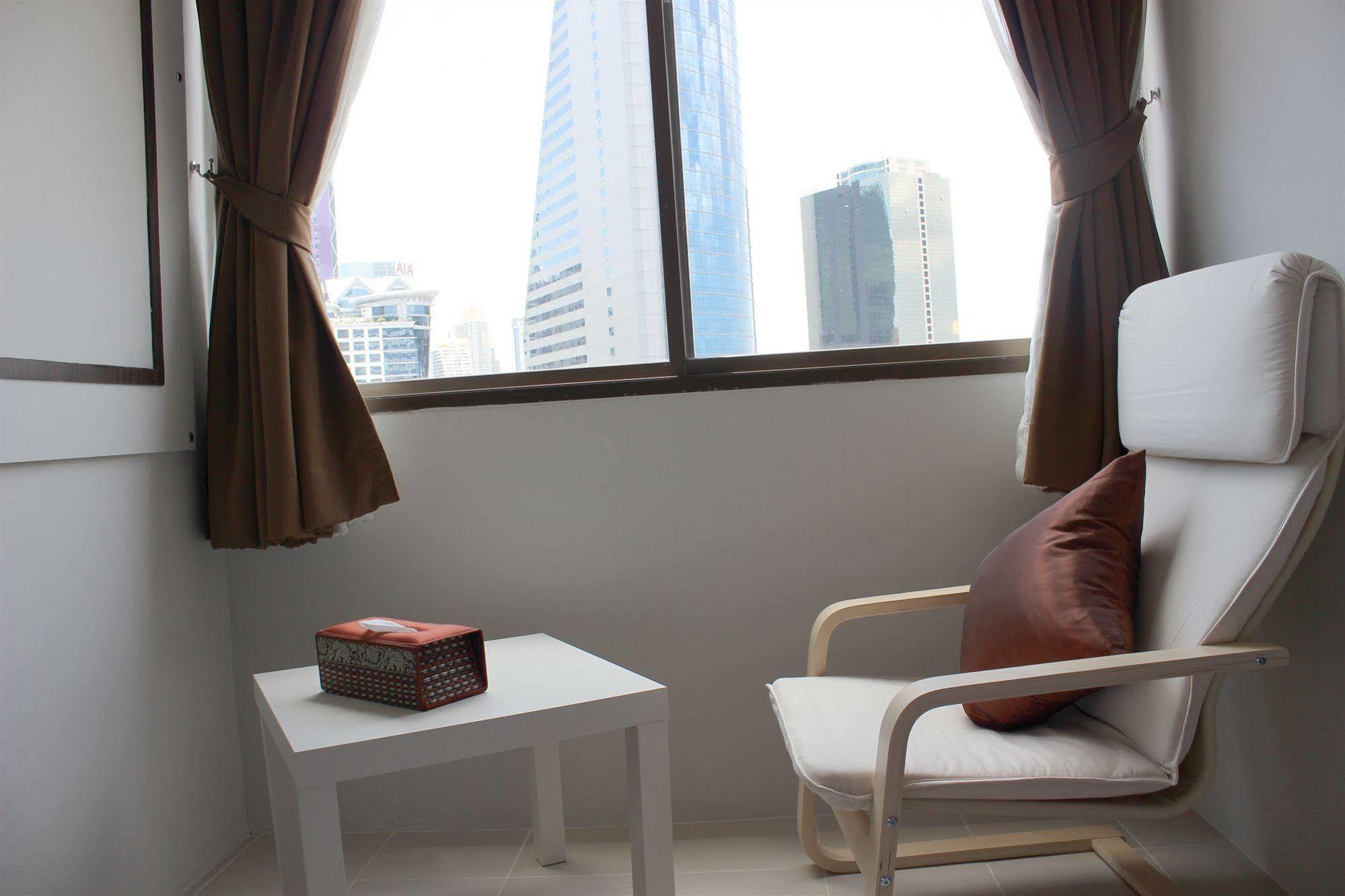 Pas Cher Hotel de Bangkok Buitenkant foto
