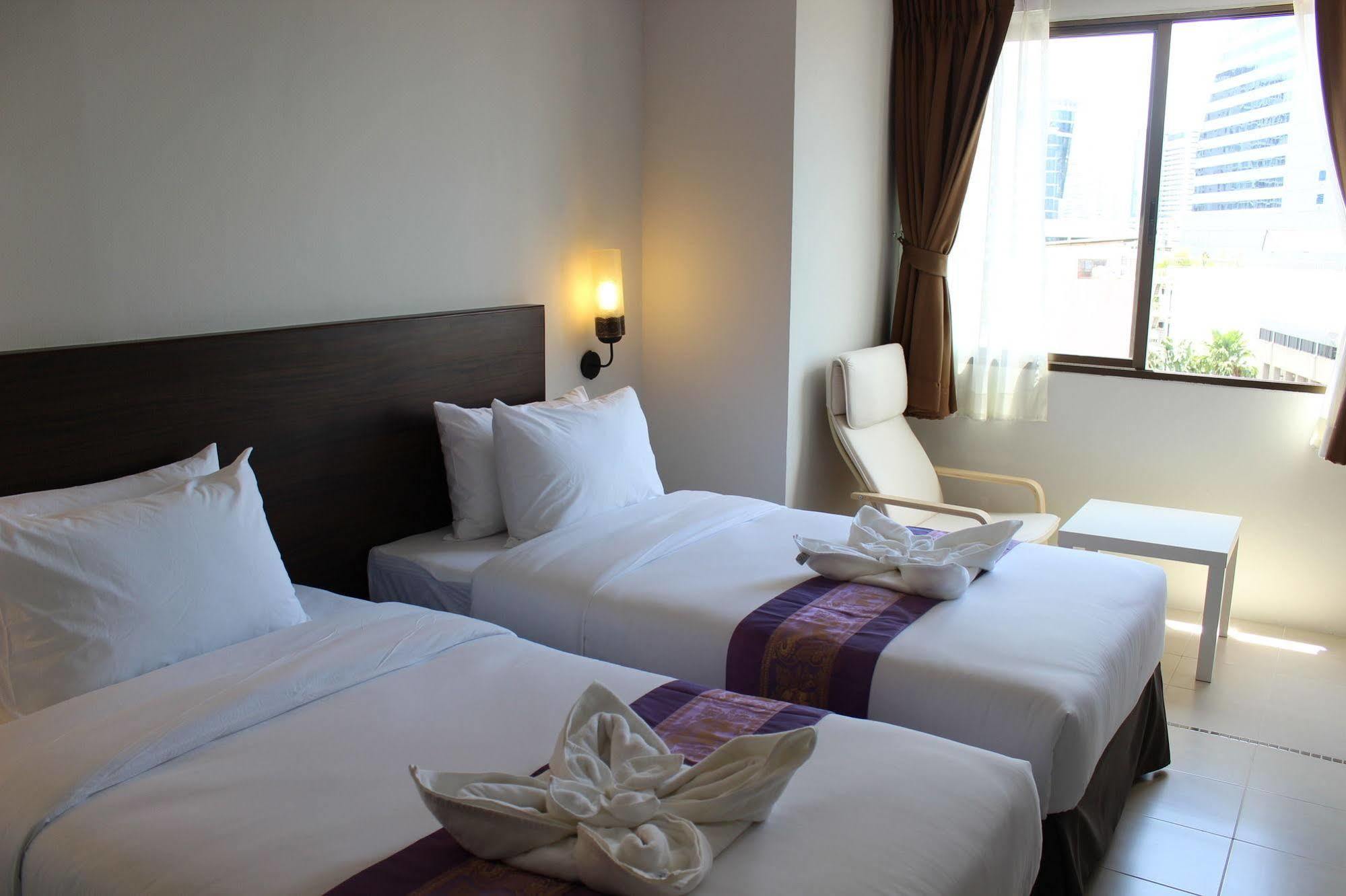 Pas Cher Hotel de Bangkok Buitenkant foto