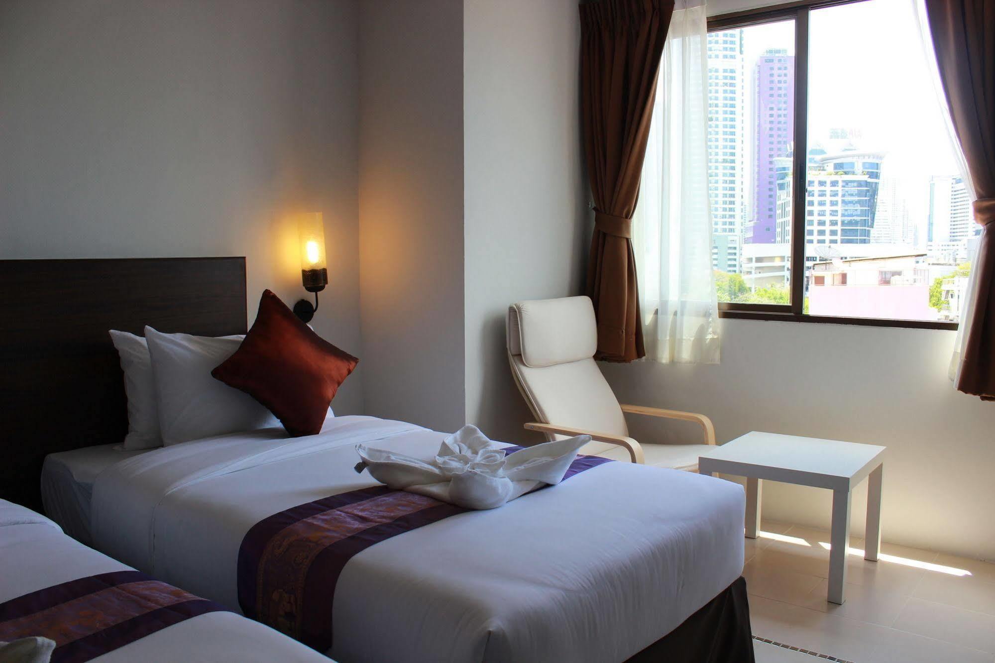 Pas Cher Hotel de Bangkok Buitenkant foto